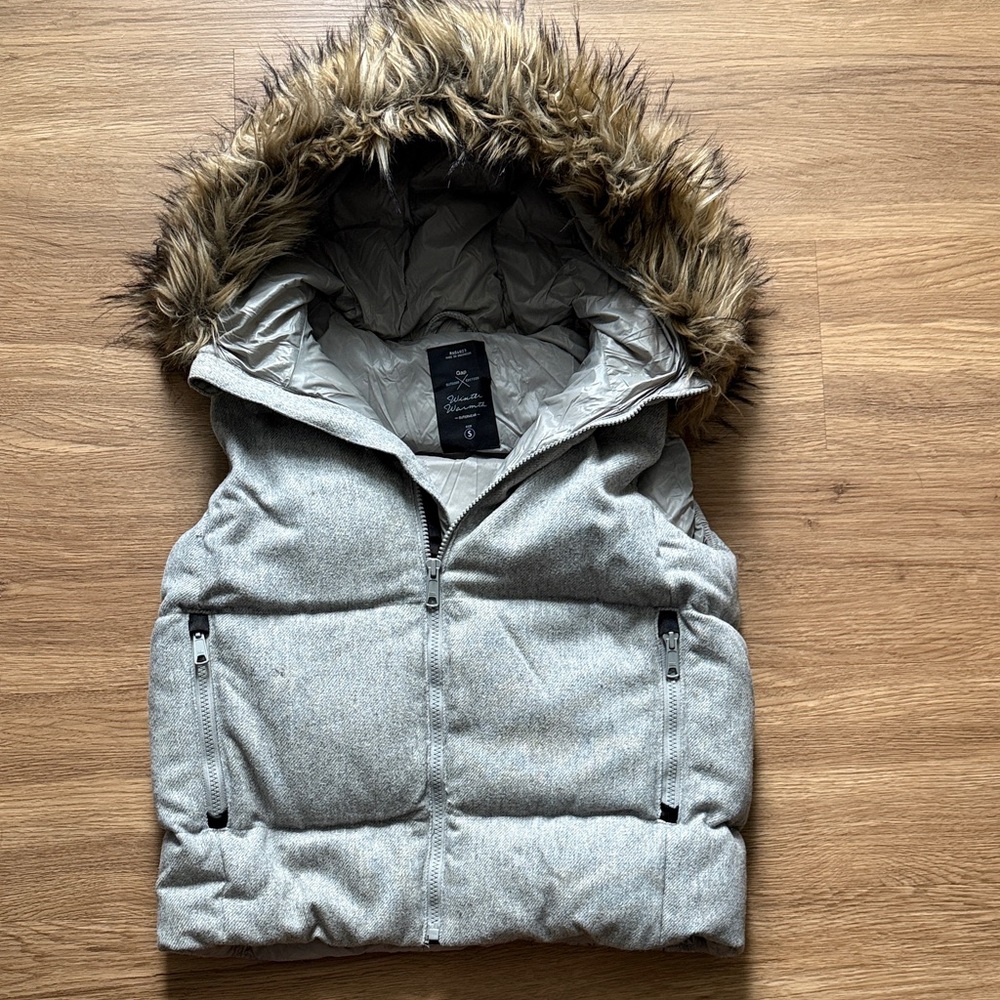 GAP Gray Hooded Vest with Faux Fur Trim